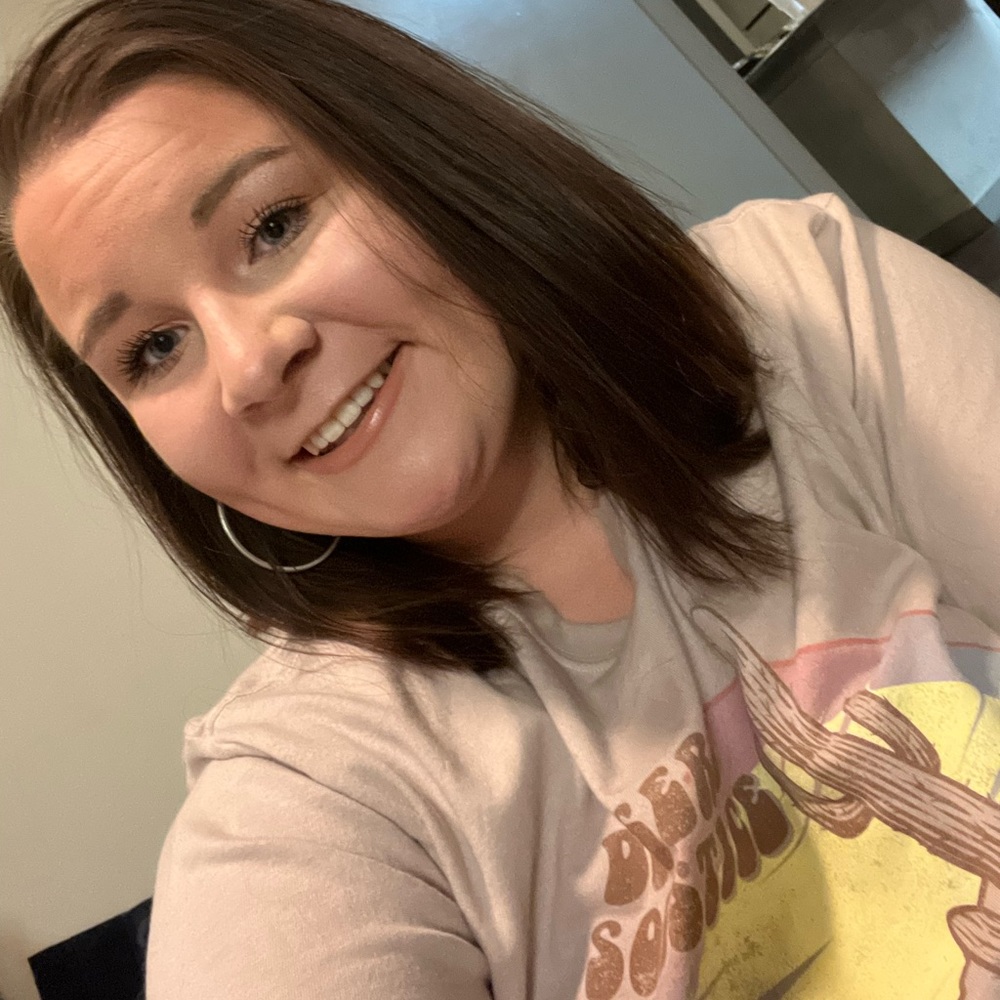 Meet your Posher, Amanda